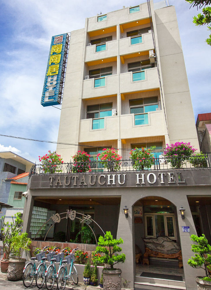 陶陶居商旅 Tautauchu Hotel Città di Hualien Esterno foto